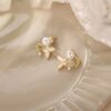 Small Niche Design, Pearl Shell, Butterfly Earrings, Female Korean Personality, Simple And Versatile Temperament, Fashionable Earrings And Earrings