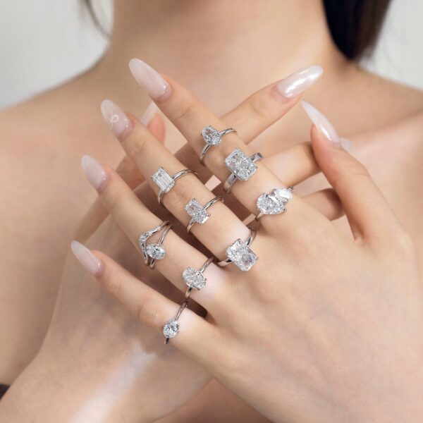 Silver S925 White Denier Oval Single Diamond Female Ring Simple Fashion Accessories